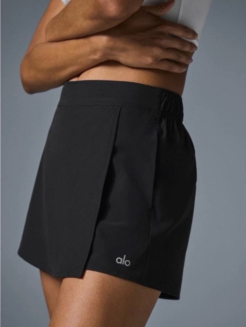 ALO Yoga Clubhouse Skort in Black Size Medium